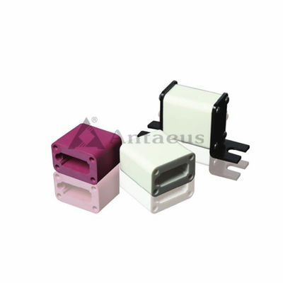 IATF16949 Keramische behuizing van alumina keramische componenten met een dichtheid van 3,9 g/cm3 en ROHS-hardheid ≥85